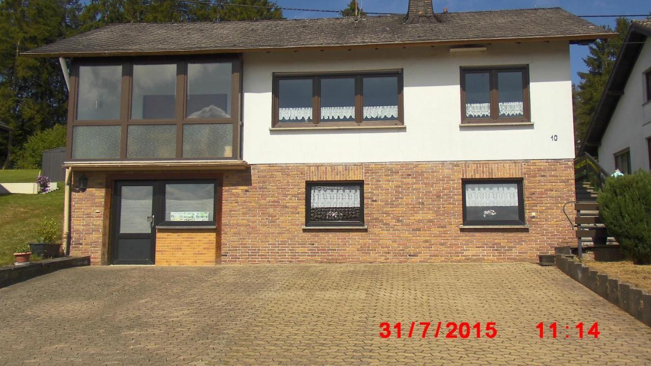 Holiday home - Vakantiehuis, Ferienwohnung, 100 Qm, Rollmann, 54578 Nohn, Eifel- Nuerburgring *